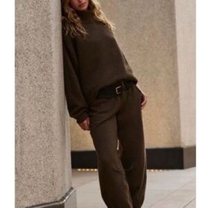 Elegant Brown Women's sweat set